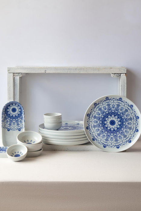 Hermia Juego de desayuno de porcelana 14 piezas blanco y azul
